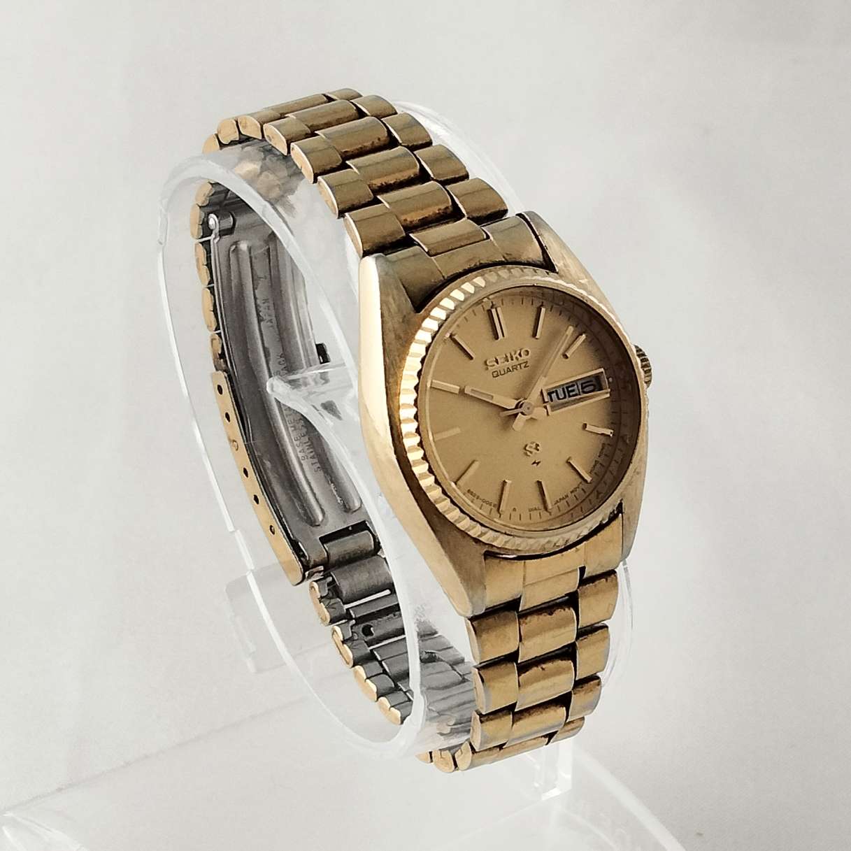 Seiko ladies gold sales watch vintage