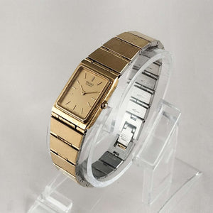 Seiko Watch, Gold Tone, Rectangular Dial, Flat Link Strap