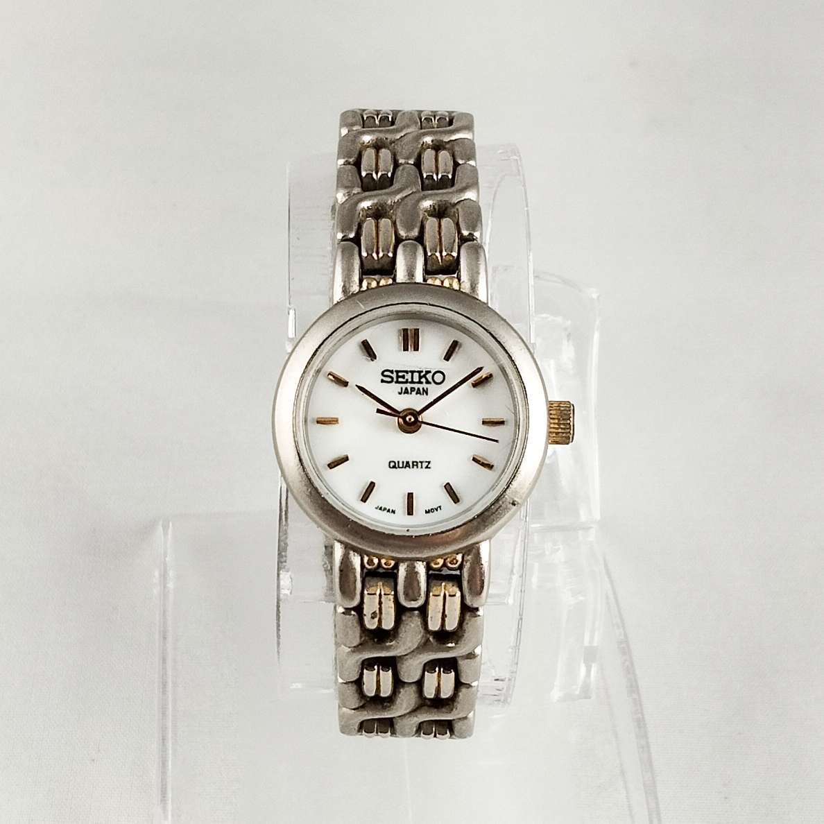 Seiko Petite Silver Tone Watch, White Dial, Bracelet Strap