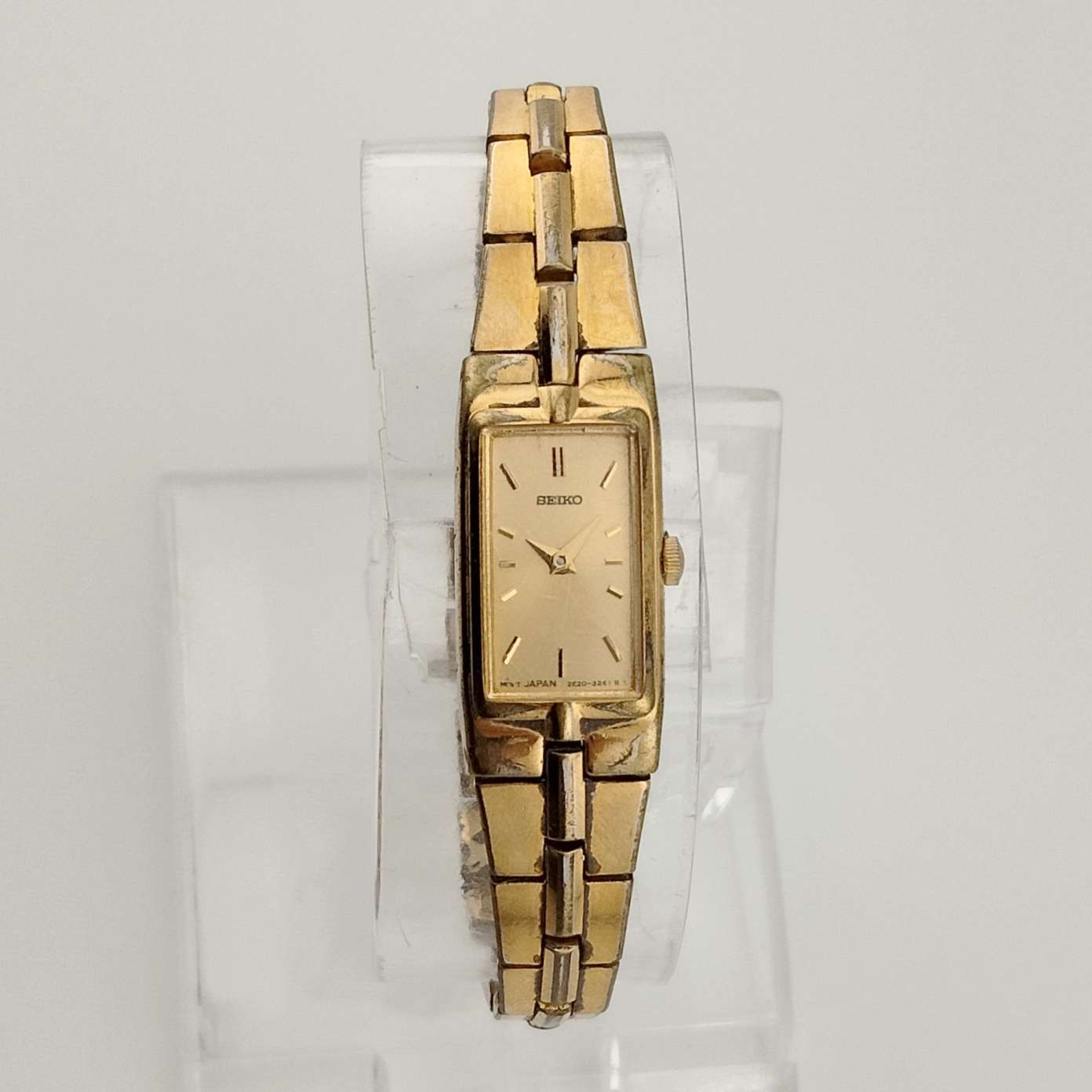 Seiko Quartz Petite Watch, Gold Tone, Elongated Rectangular Dial, Bracelet Strap