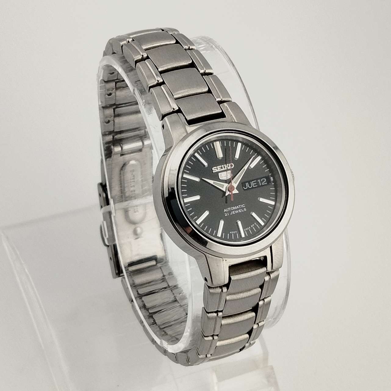 Seiko Unisex, Automatic, Date and Day, Silver Tone Watch, Black Dial, Bracelet Strap