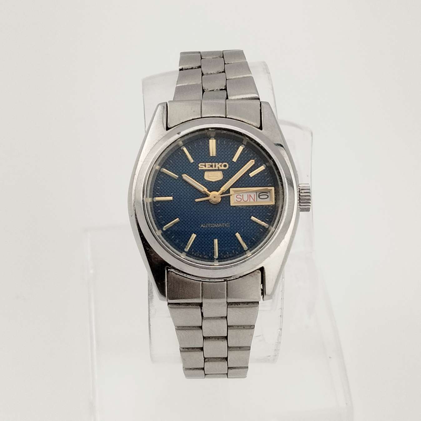 Seiko Automatic, Silver Tone Series 5 Watch, Date and Day, Navy Dial, Bracelet Strap