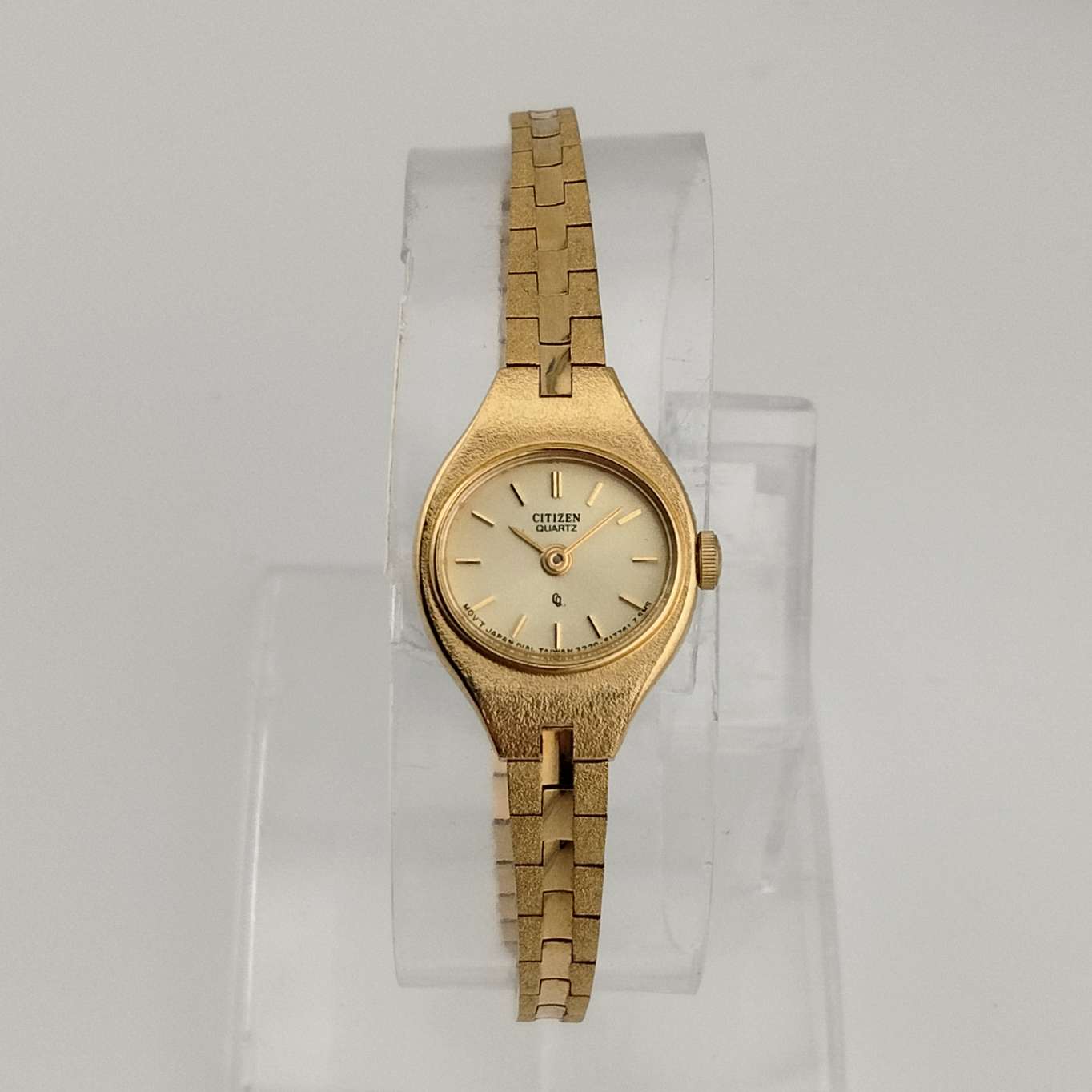 Citizen Petite Quartz Watch, Gold Tone, Oval Dial, Link Strap