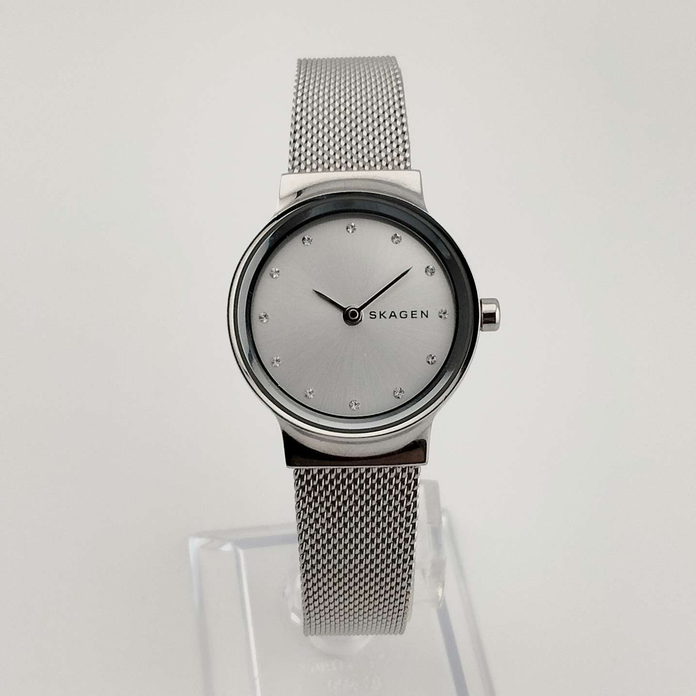 Skagen Unisex Silver Tone Watch, Jewel Hour Markers, Adjustable Mesh Strap