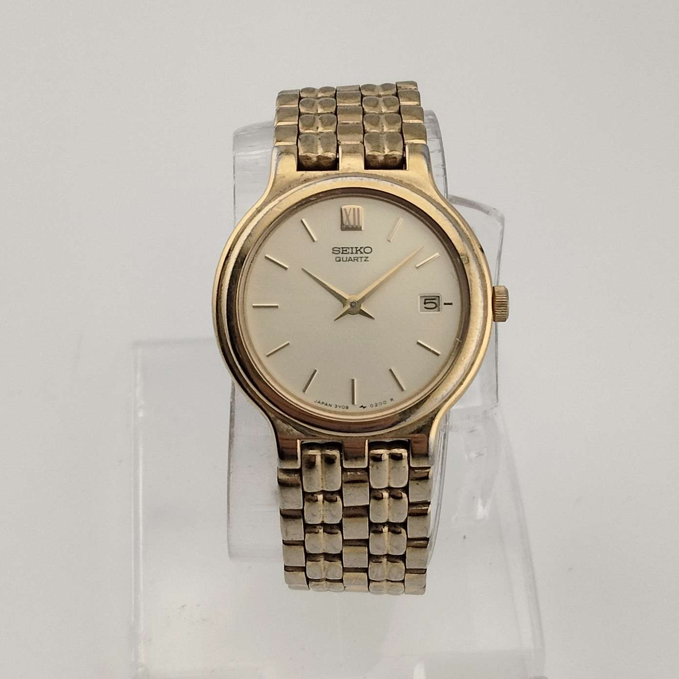 Seiko Women's Gold Tone Watch, Circular Dial, Date Window, Bracelet Strap