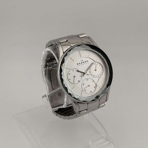 Skagen Unisex Silver Tone Watch, Round Chronograph Dial, Bracelet Strap