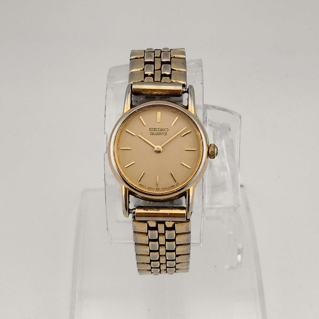 Seiko Women's Gold Tone Quartz Watch, Round Dial, Bracelet Strap