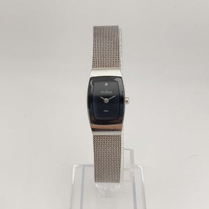 Skagen Stainless Steel Unisex Watch, Elongated Black Minimal Dial, Adjustable Mesh Strap 2