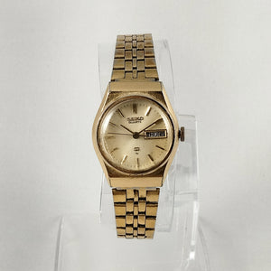 Seiko Quartz Watch, Gold Tone, Raised Crystal, Bracelet Strap